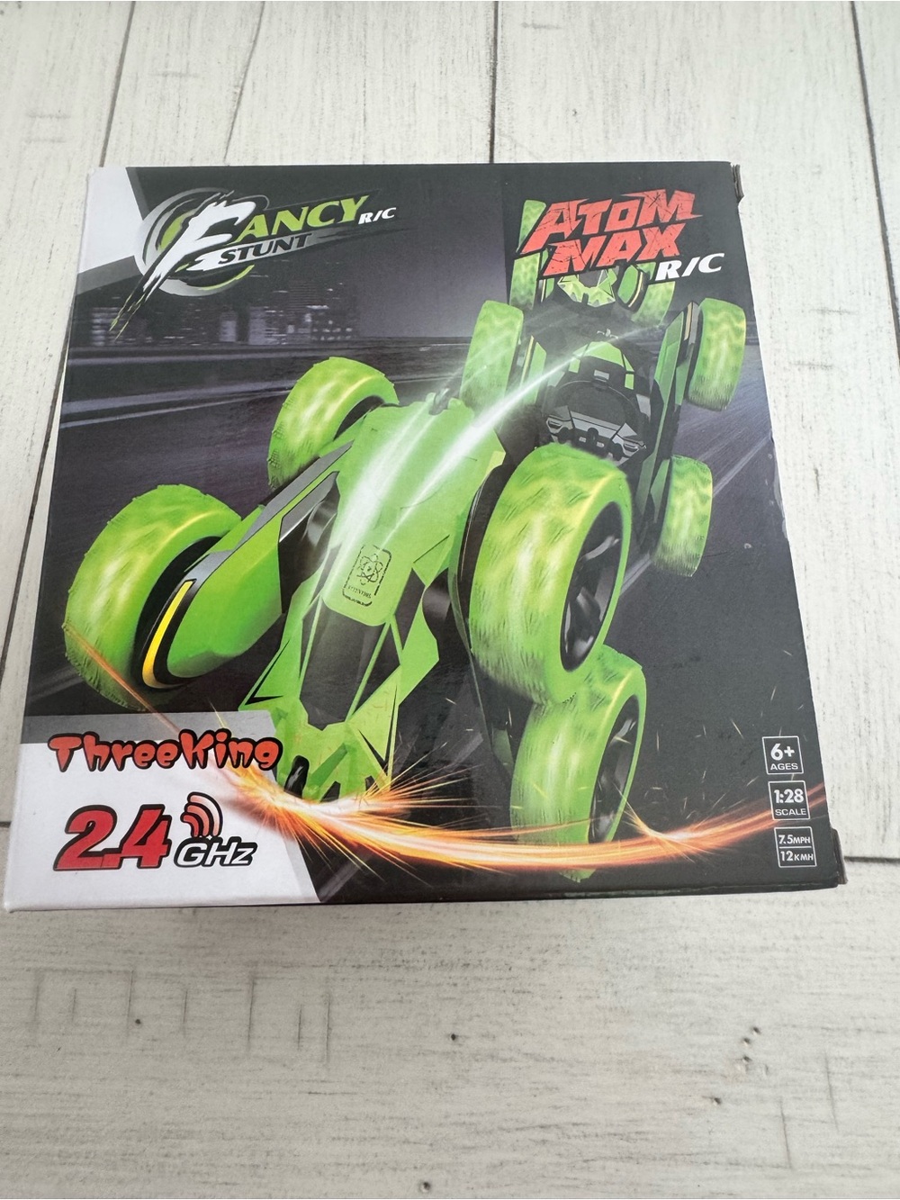 **NEW IN BOX** Atom Max Fancy Stunt R/C Car